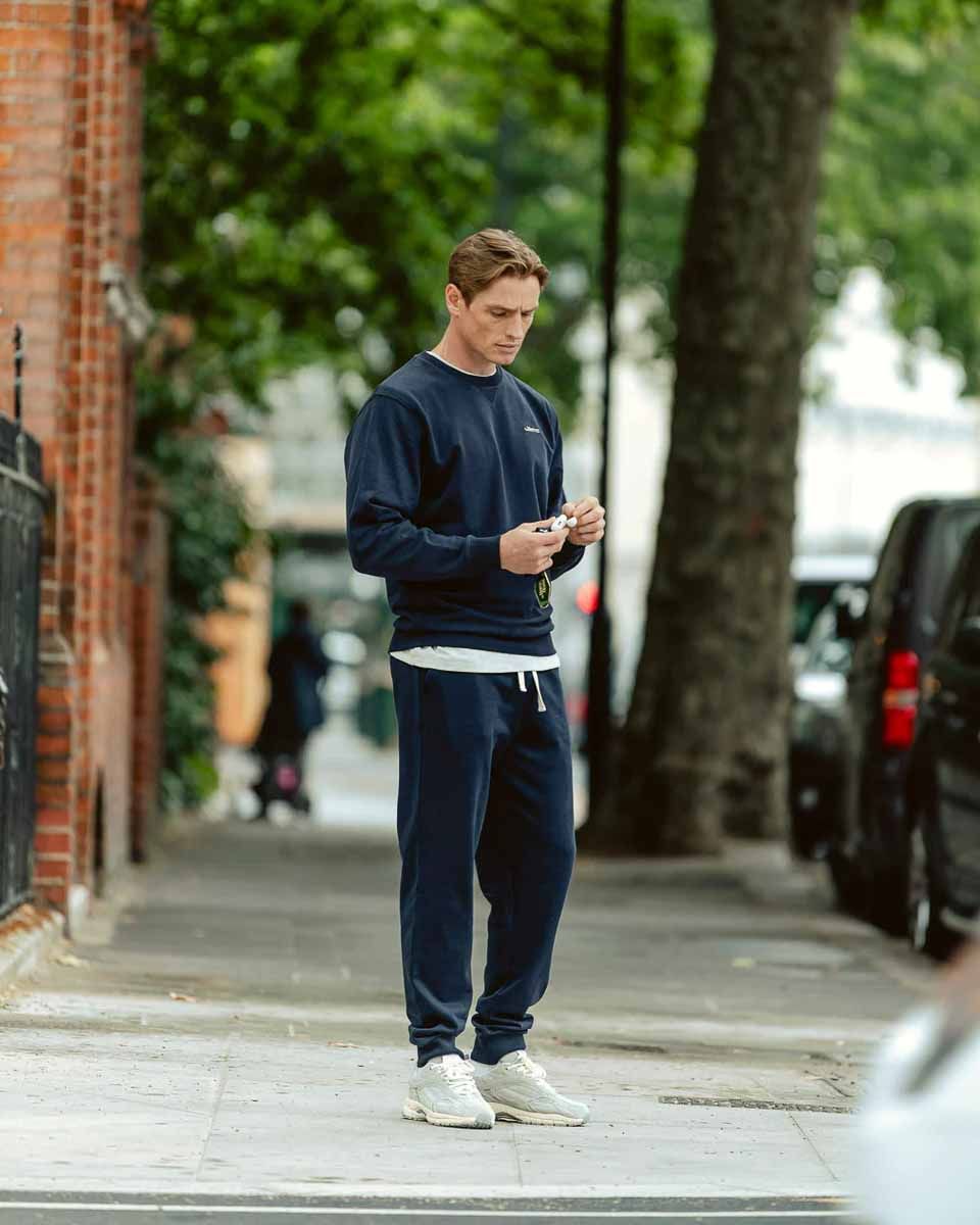 Mercer Amsterdam Sweater Donkerblauw Sweater