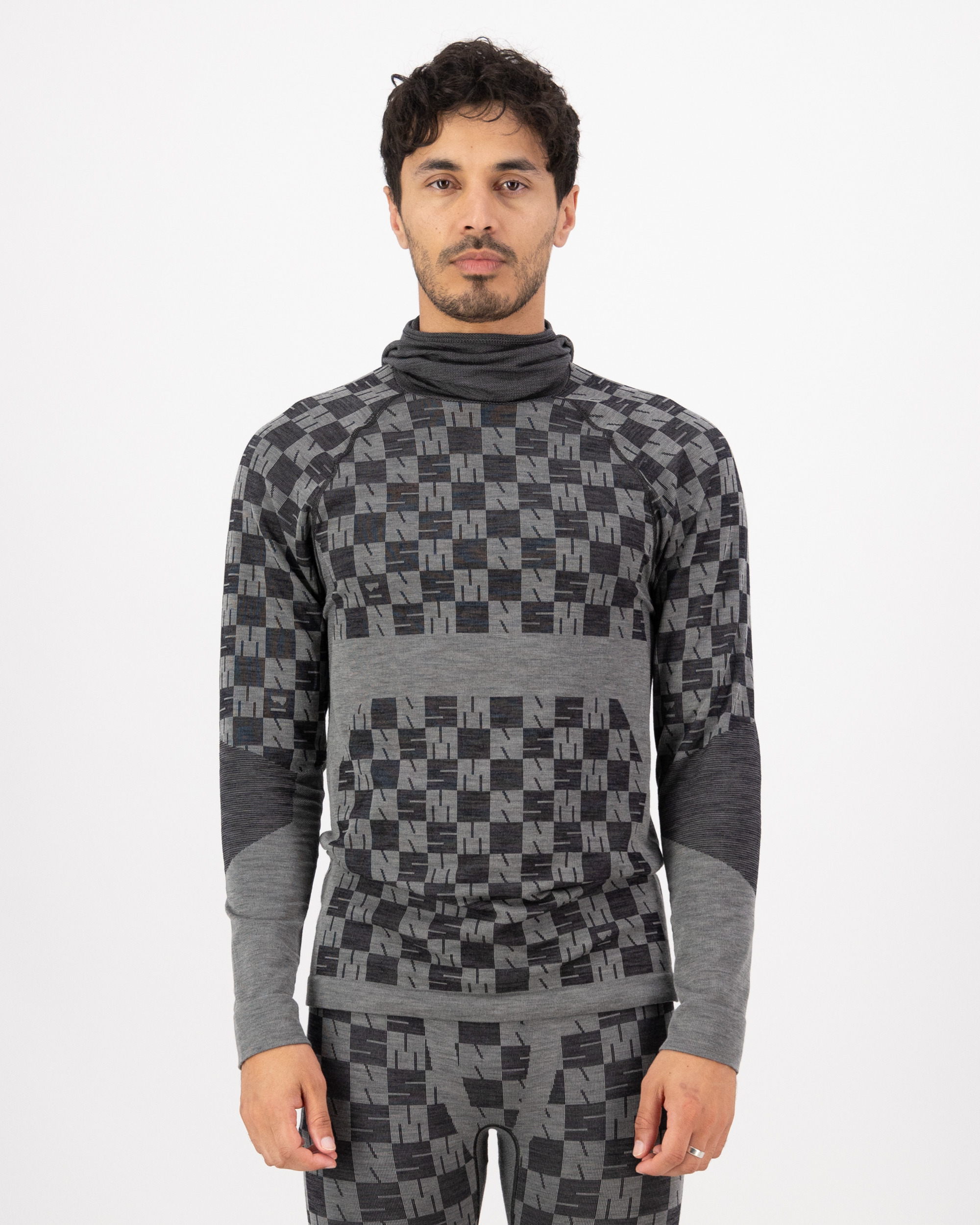 Ascender Merino Seamless Hooded Long Sleeve