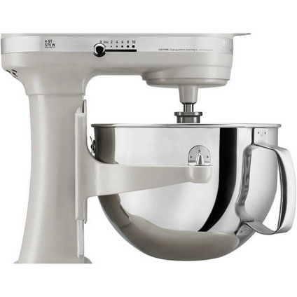 Batedeira KitchenAid de 10 velocidades e 6 litros.