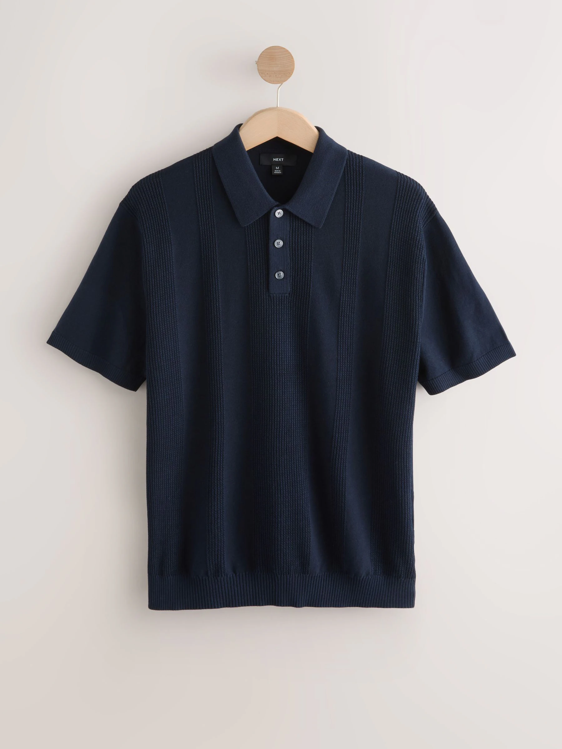 Marineblauw/naturel - Regular fit poloshirt met hoog katoengehalte, korte mouwen en gestructureerd breisel 2 stuks