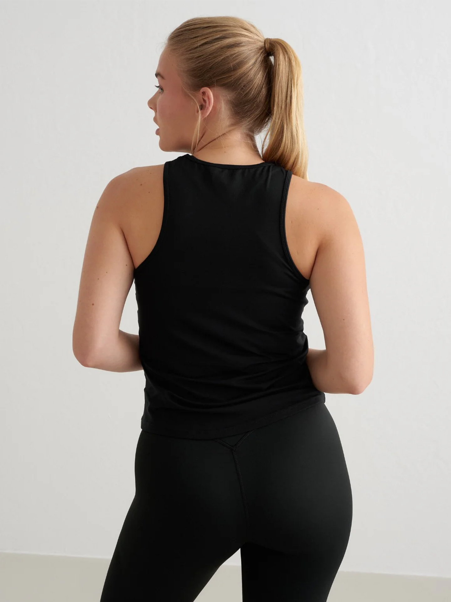 Soft Basic Singlet