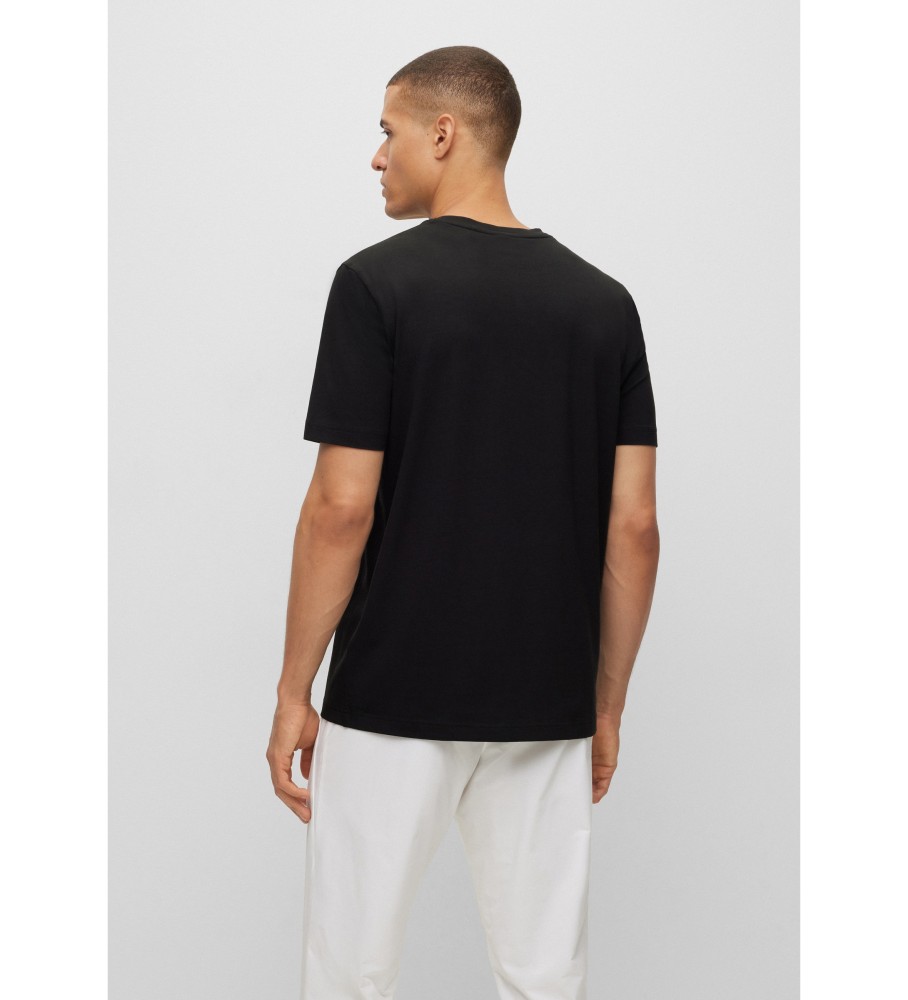 Conjunto de 2 camisetas com o logotipo da BOSS, uma preta e outra branca.