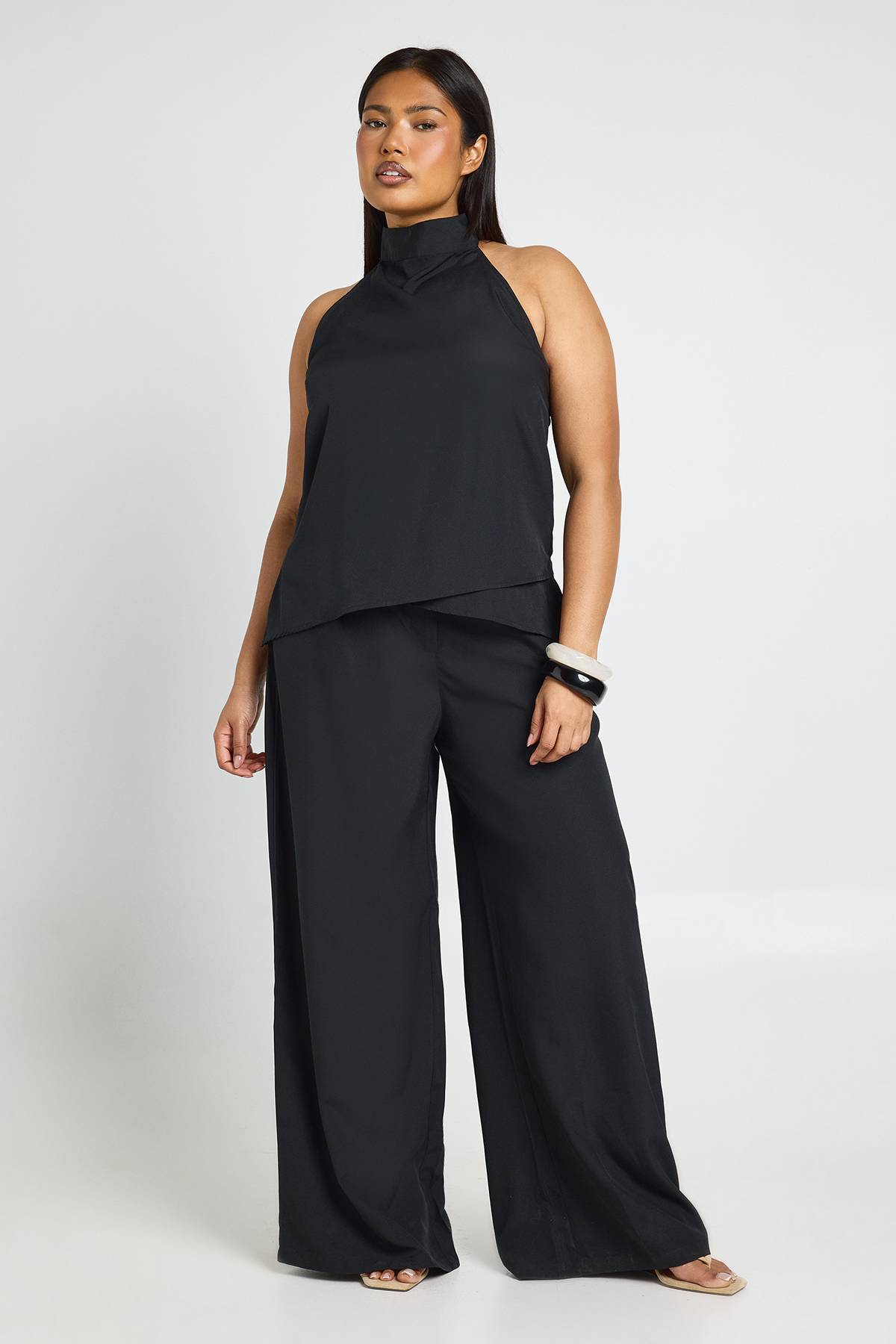 boohoo Ensemble Grande Taille Top Dos Nu Et Pantalon Large En Crêpe