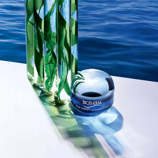 Biotherm Blue Therapy Multi-Defender Rich Bálsamo Antienvelhecimento, Tratamento Antirrugas e Antimanchas para Pele Seca, FPS 25, 50ml