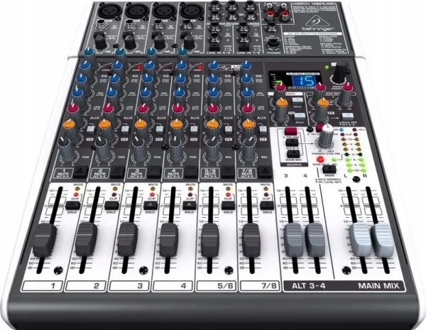 Behringer Xenyx X1204USB 12-kanals kompakt mixer med 12 kanaler