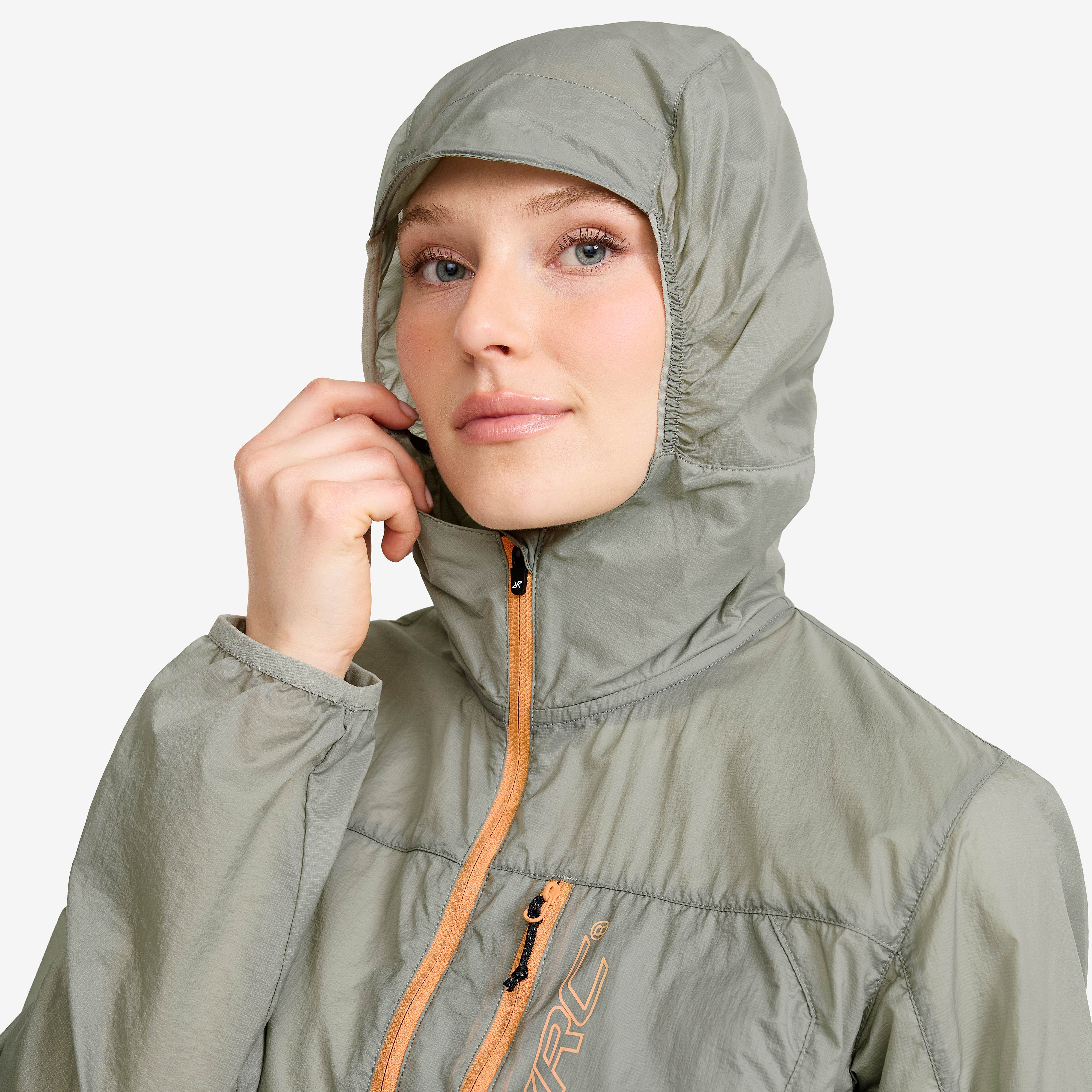 Speed Hooded Windbreaker Dame Shadow