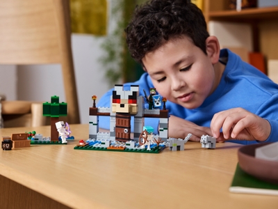 LEGO De wolvenburcht (21261)