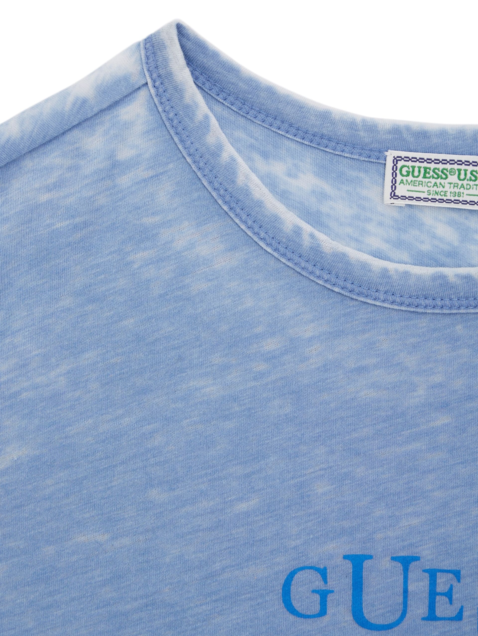 camiseta infantil com logo clássico