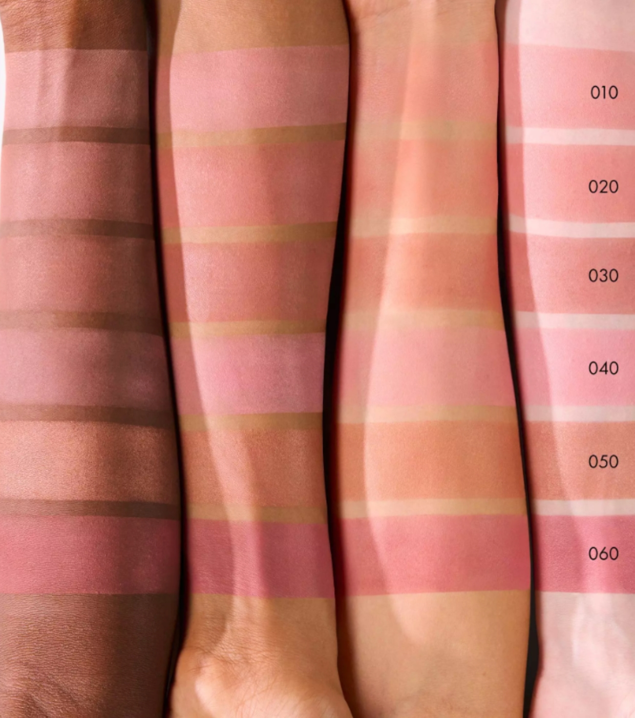 Catrice - Blush em Pó Soft Blur - 050: Born to blonze