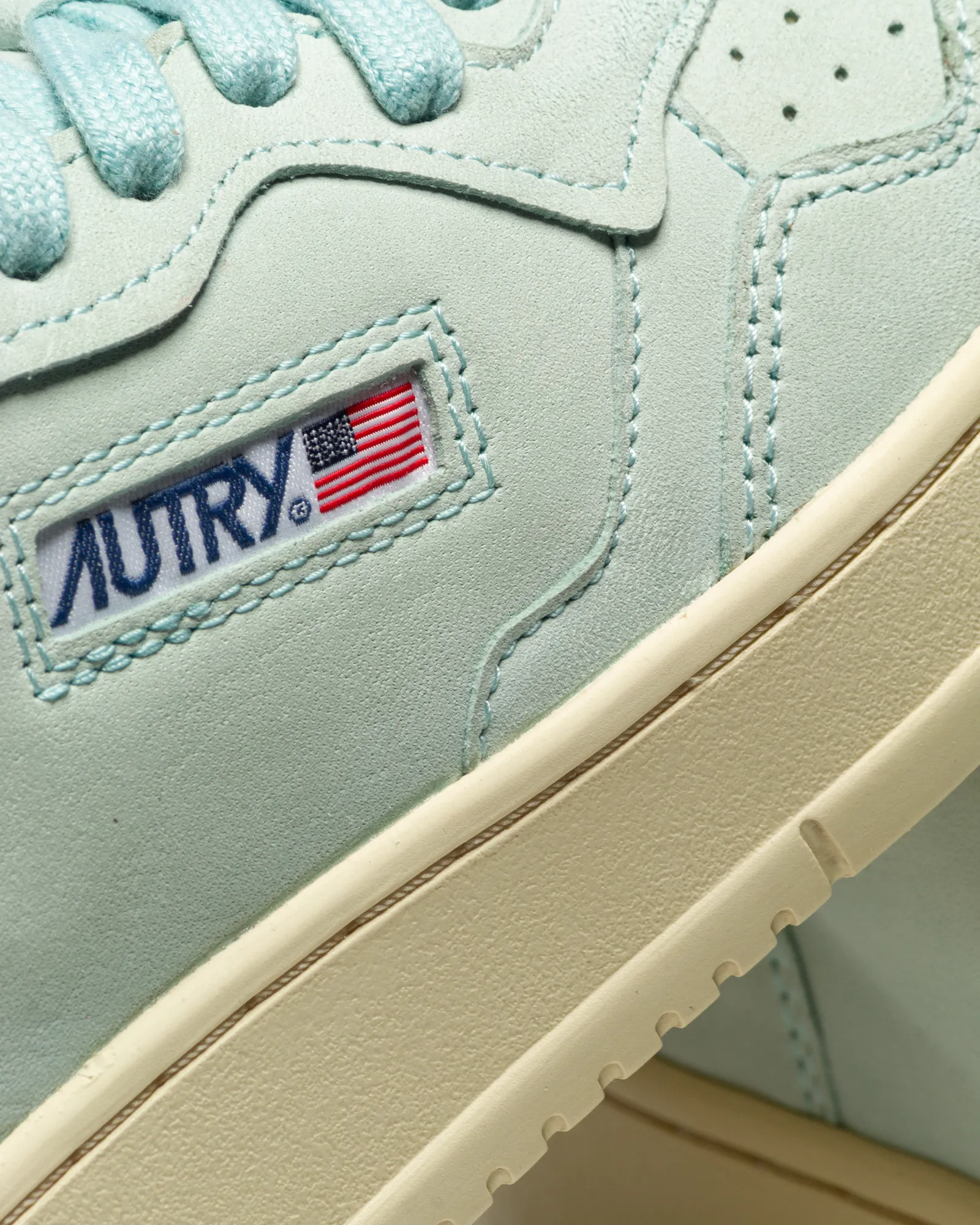 Autry Action Shoes WMNS Autry 01 Low