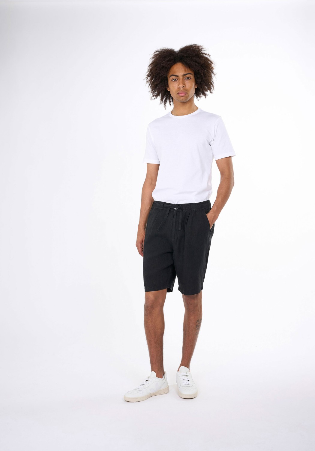Knowledge Cotton Apparel Leinenshorts Fig Loose Black Jet
