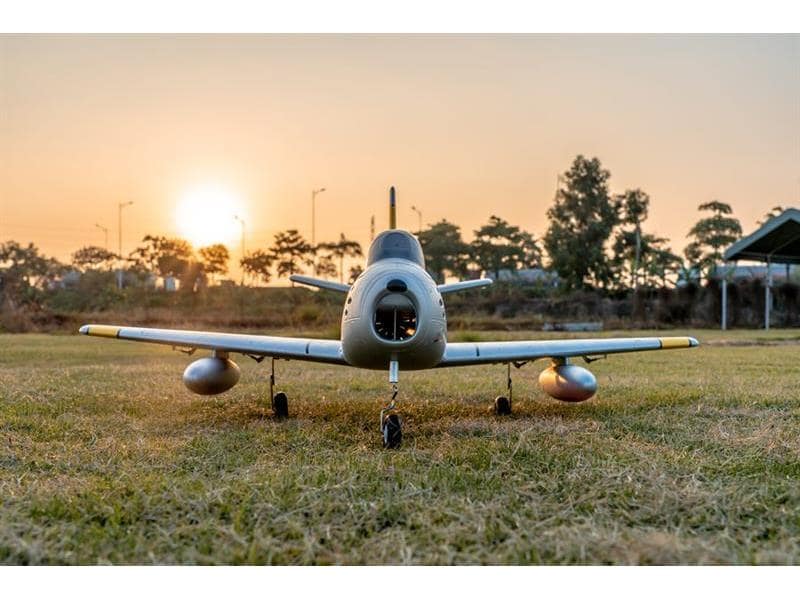 Arrows RC Impeller Jet F86 Sabre 64 mm Vector-Stabi PNP Semi-Scale EDF Jet mit 12-Blatt Impeller