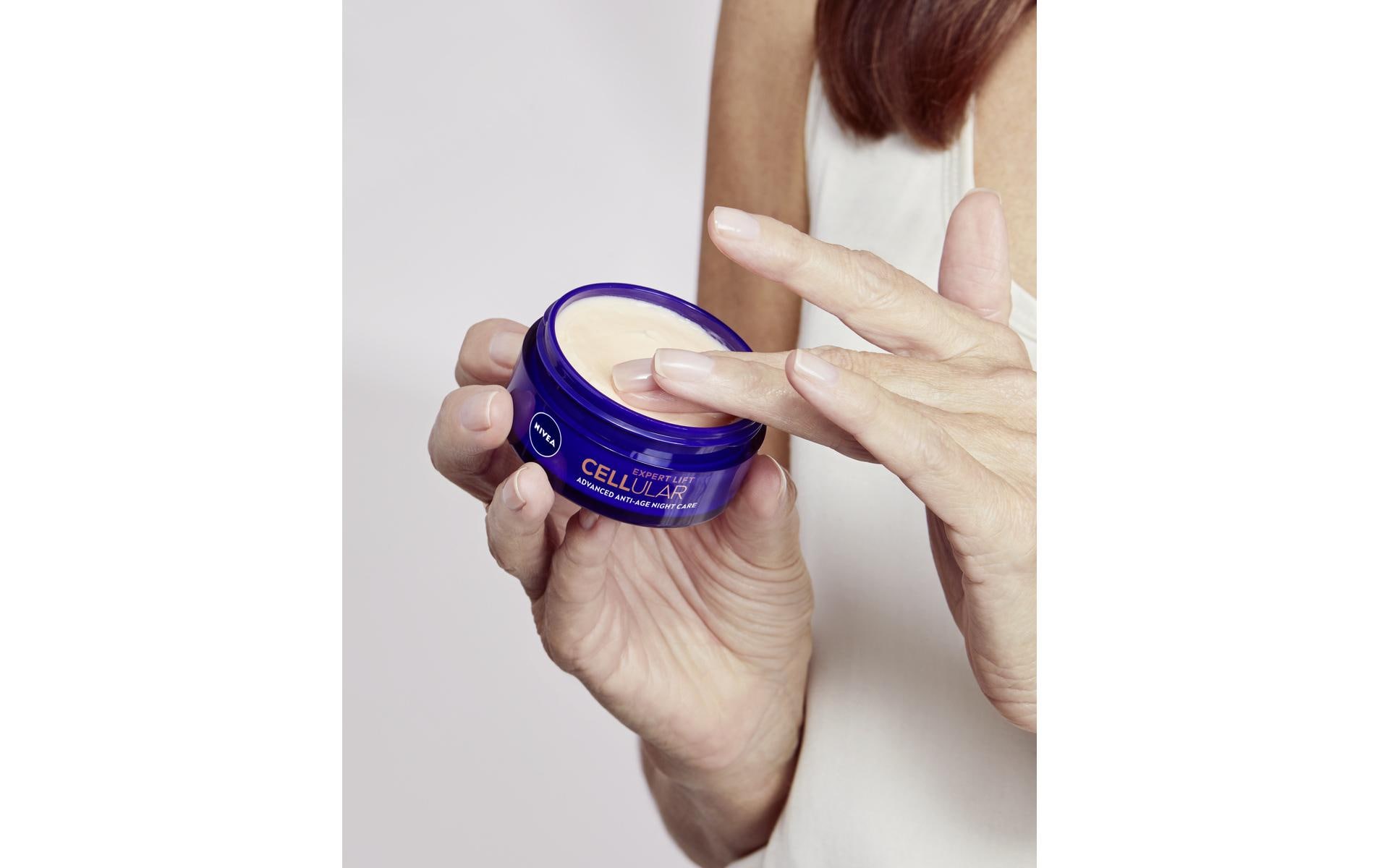 Cellular Expert Lift Anti-Age Nachtpflege 50 mlNachtpflege mit Bakuchiol und Hyaluronsäure