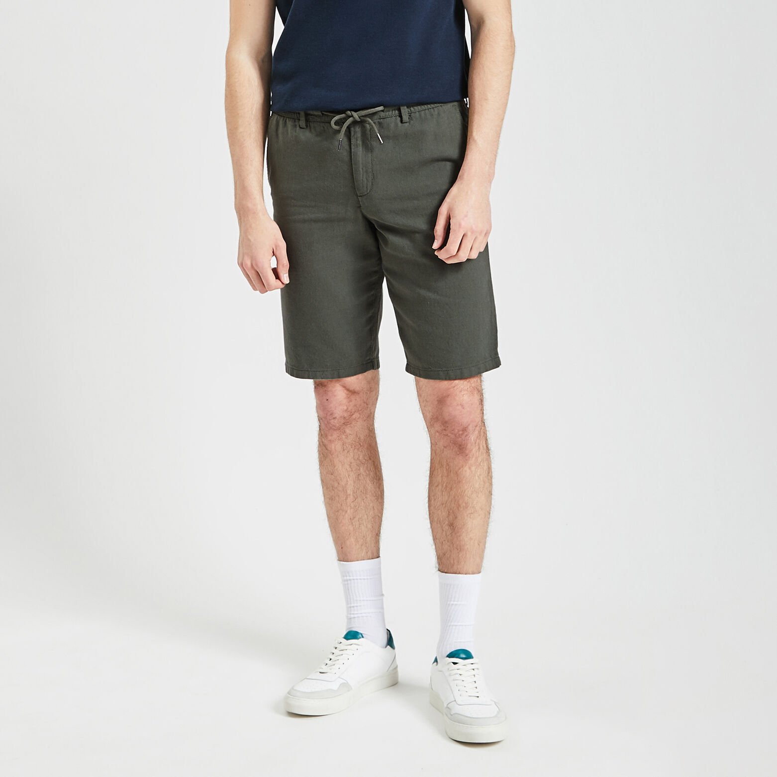 Bermuda uni en coton lin Vert kaki