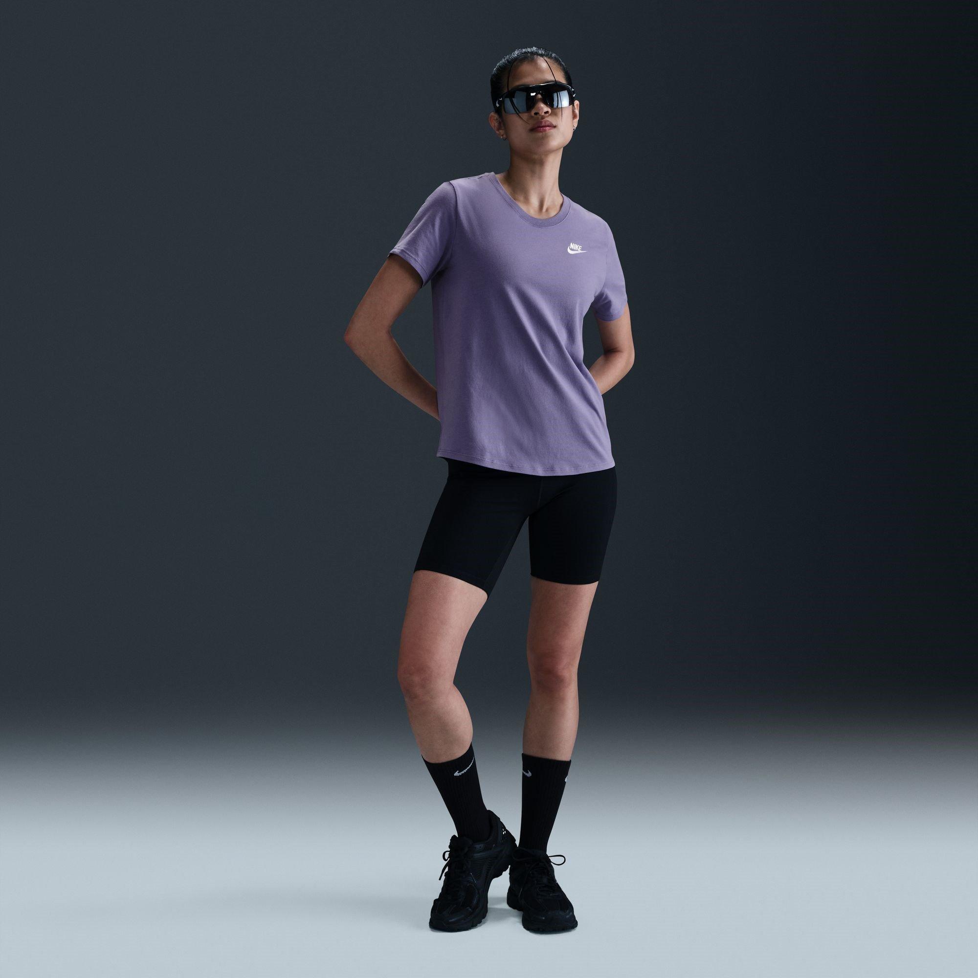 Nike Sportswear Womens Club T Shirt