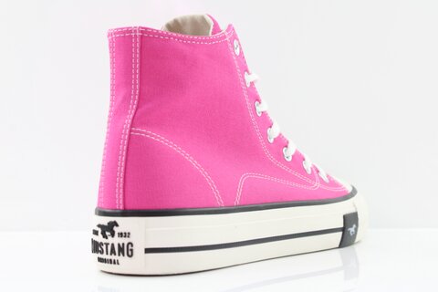 Mustang Leinenschuhe