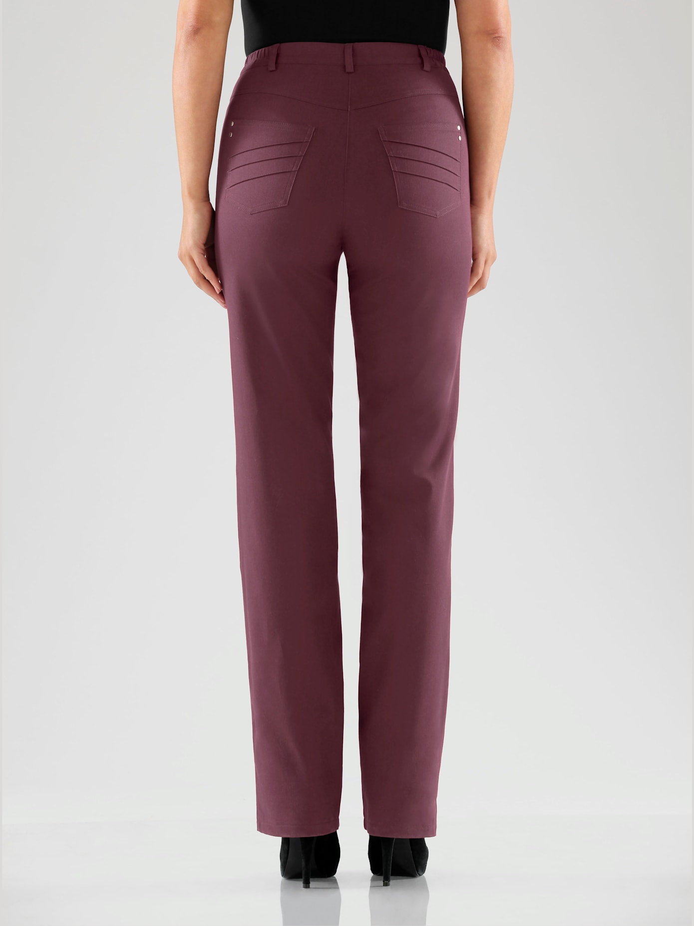 Pantalon coupe droite traitement nano