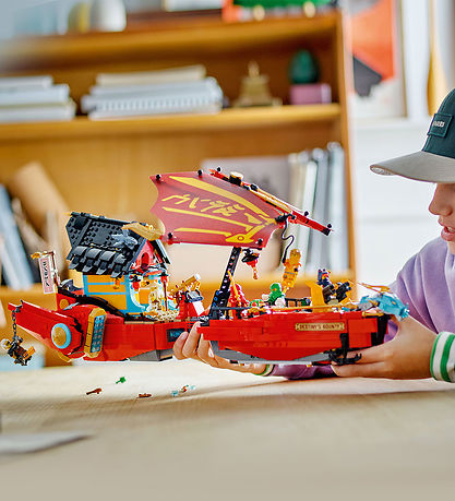 LEGO? Ninjago - Sk?bneBåden - Kapl?b Med Tiden 71797 - 1739 Dele