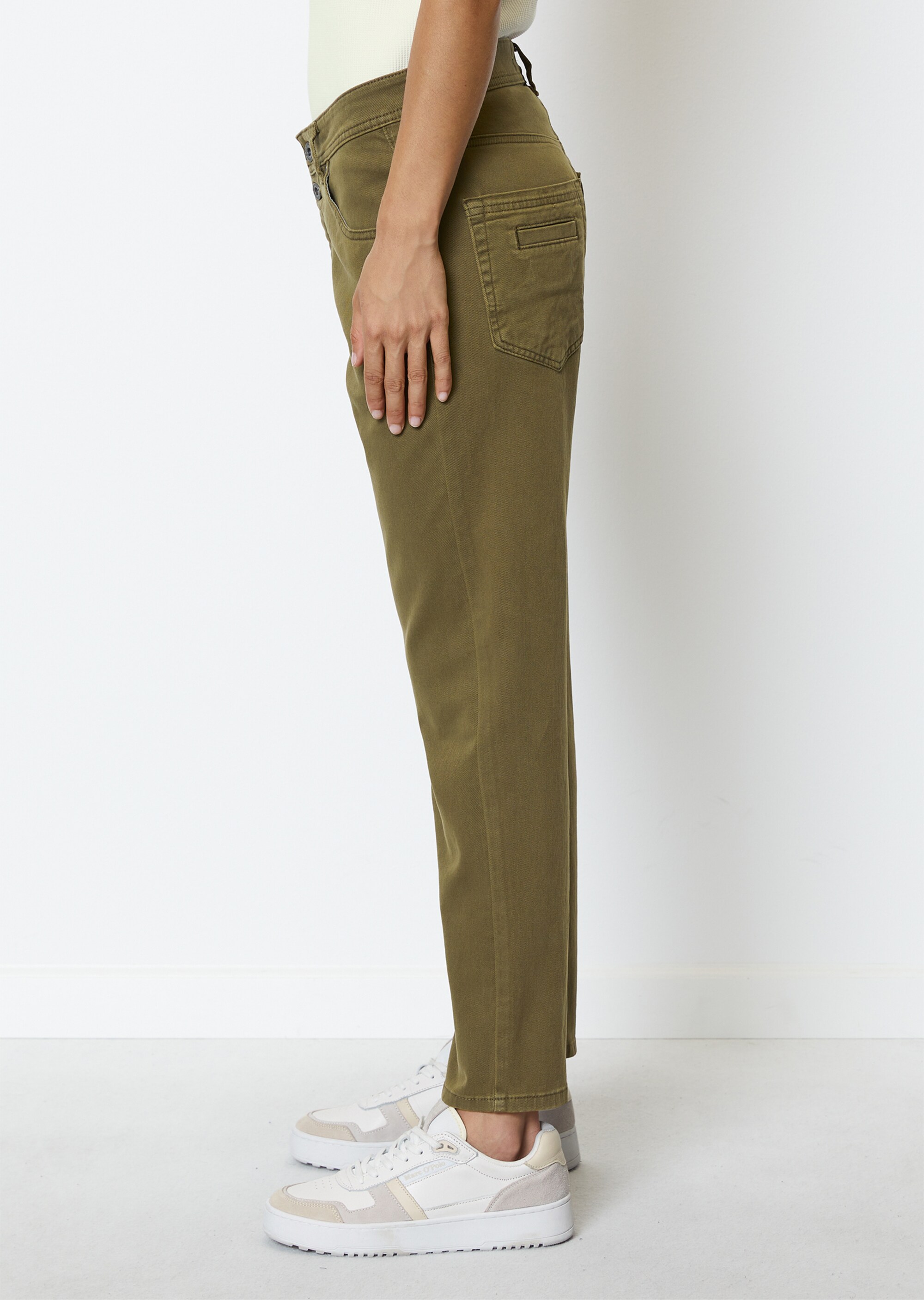 Boyfriend Pants Modell THEDA cropped aus Organic Cotton Stretch