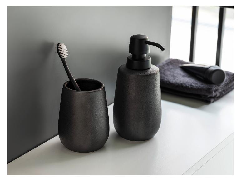 Zeepdispenser en tandenborstelhouder Nerno 2-delig