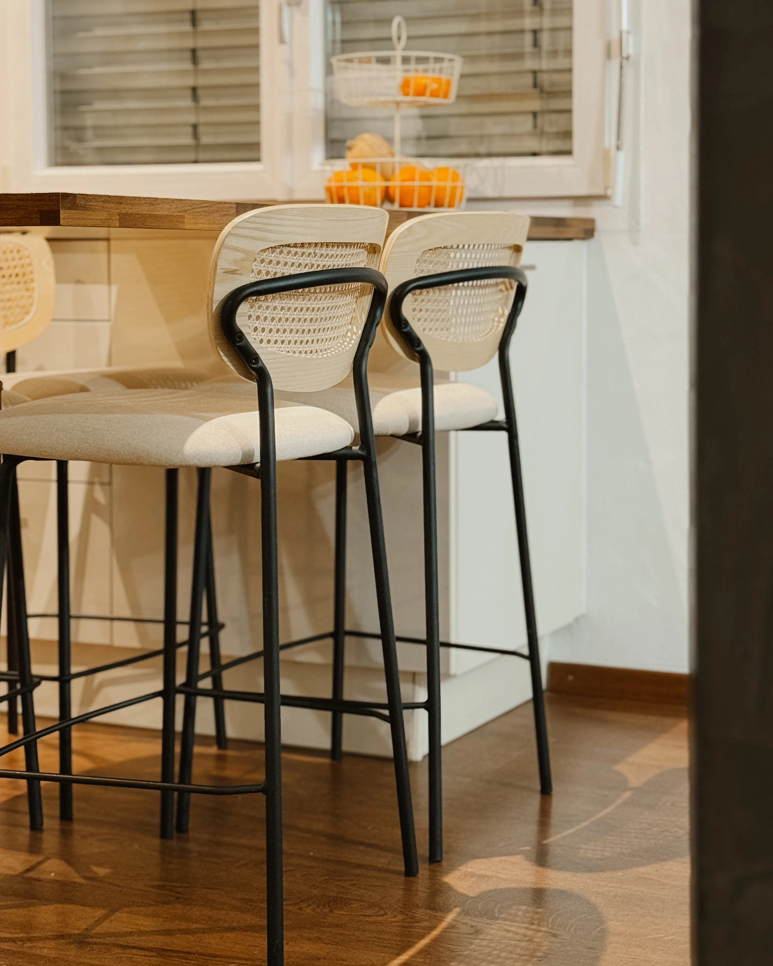 Set van 2 barstoelen MAYETTA Rotan Lichtbeige