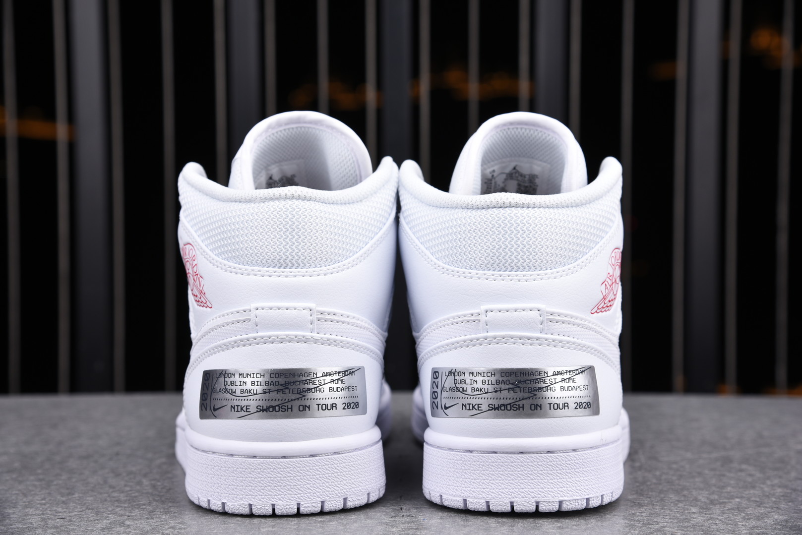 Jordan 1 Mid SE Nike Swoosh On Tour (2020)