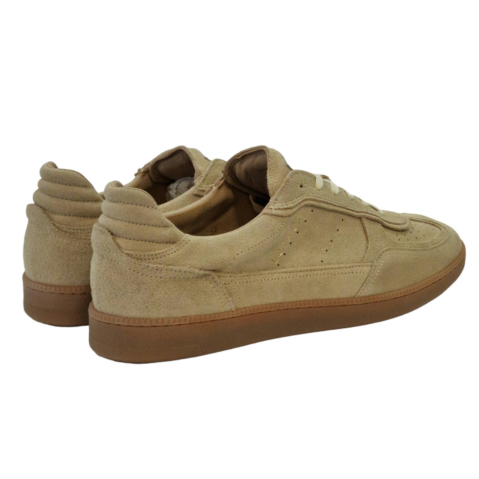 Loyalti Kyle Low Trainers Mens
