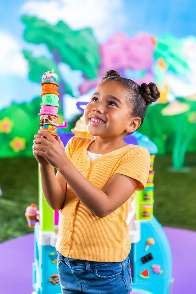 PLAY DOH KITCHEN CREATIONS - CAMION DE GLACE GEANT