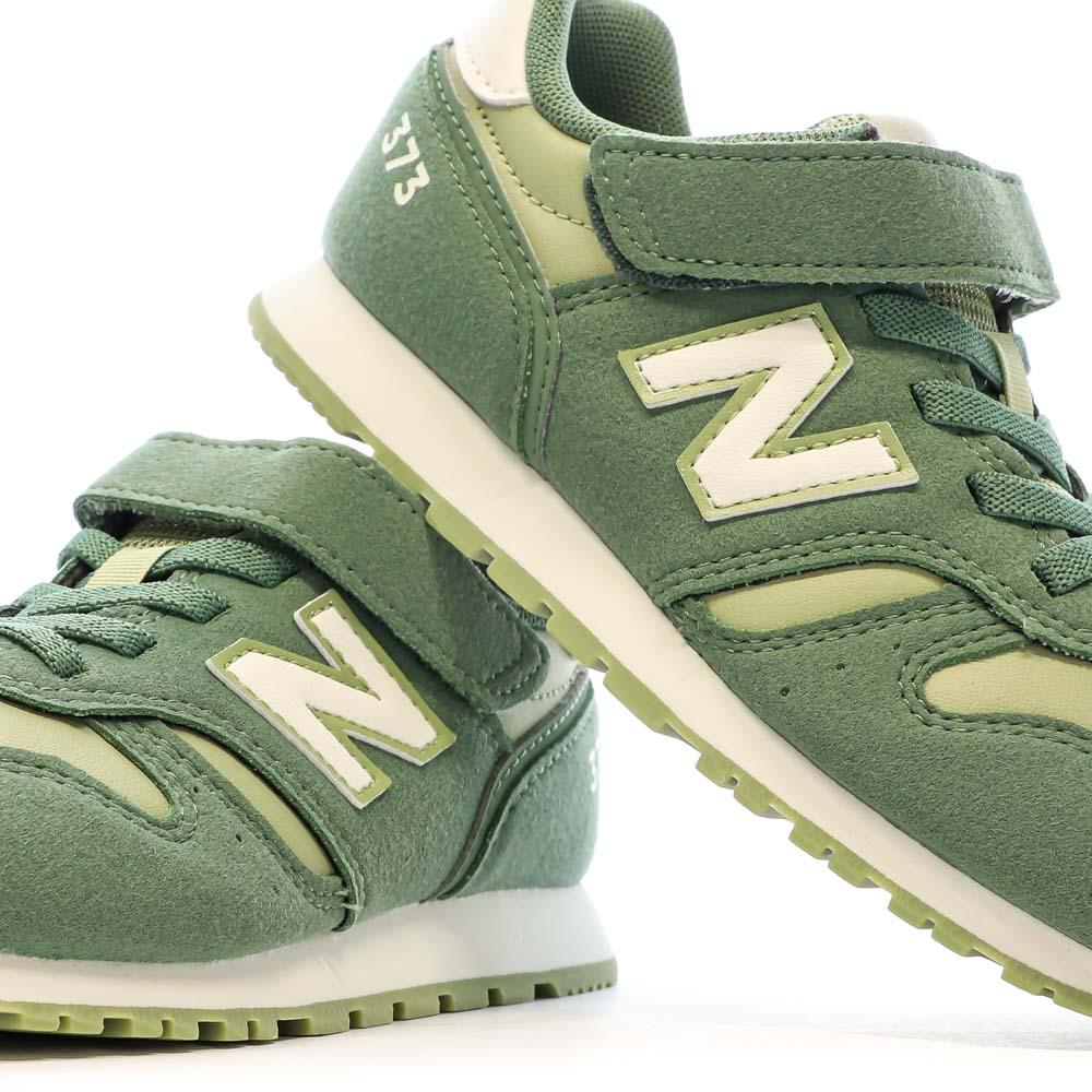 New Balance Baskets Vert Garçon New Balance YV373