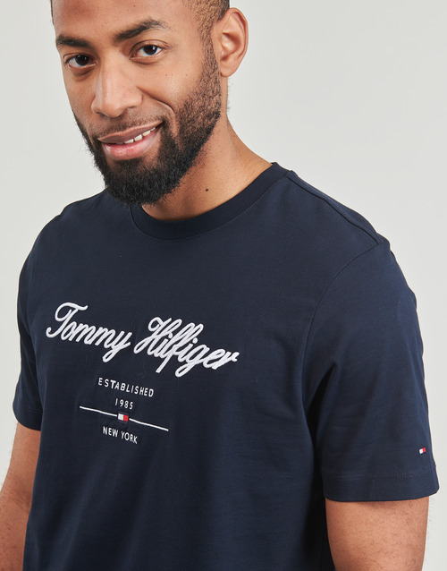 Tommy Hilfiger - SCRIPT LOGO TEE - Marine