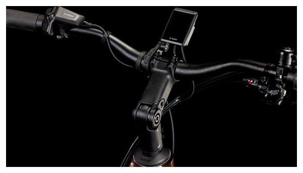 VTC Électrique Cube Touring Hybrid Pro 625 Easy Entry Shimano Cues 11V 625 Wh 700 mm Marron Orange Cinnamon 2025