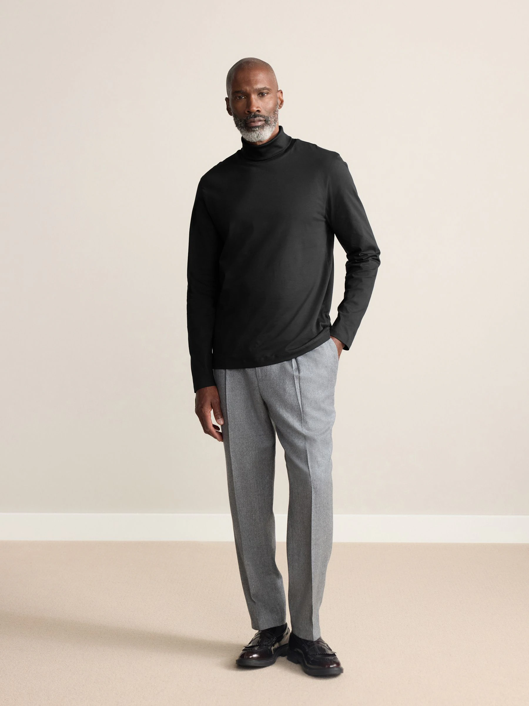 Zwart - Signature SUPIMA® Cotton Long Sleeve Roll Neck T-Shirt