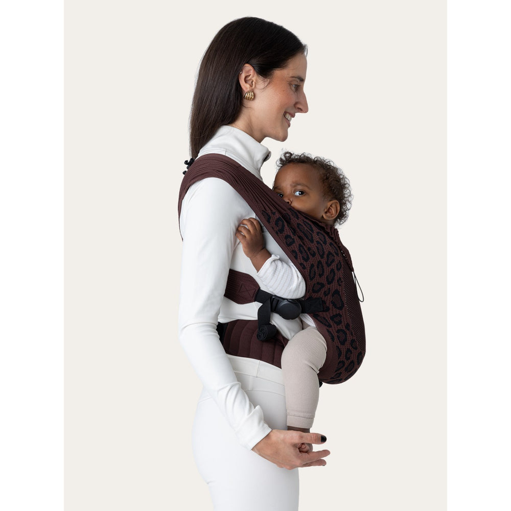 Køb Flybaby Dark Leo Bæresele