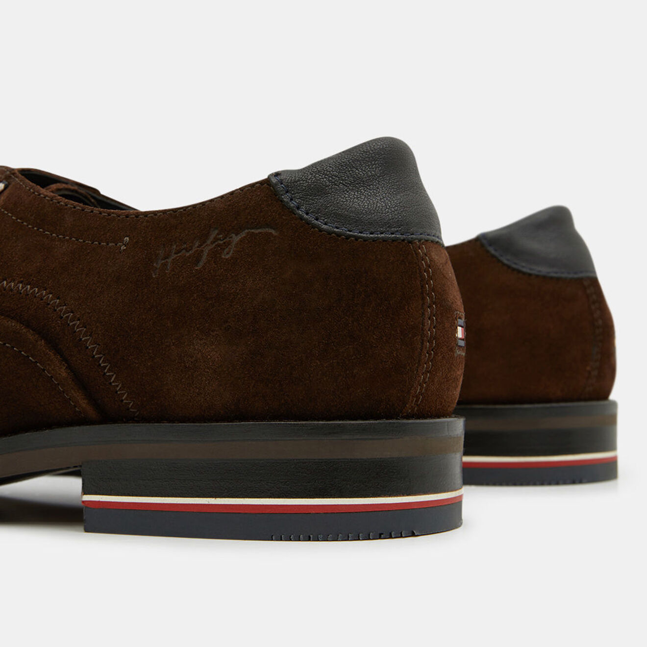 Tommy Hilfiger Derbies en Velours de Cuir Signature marron