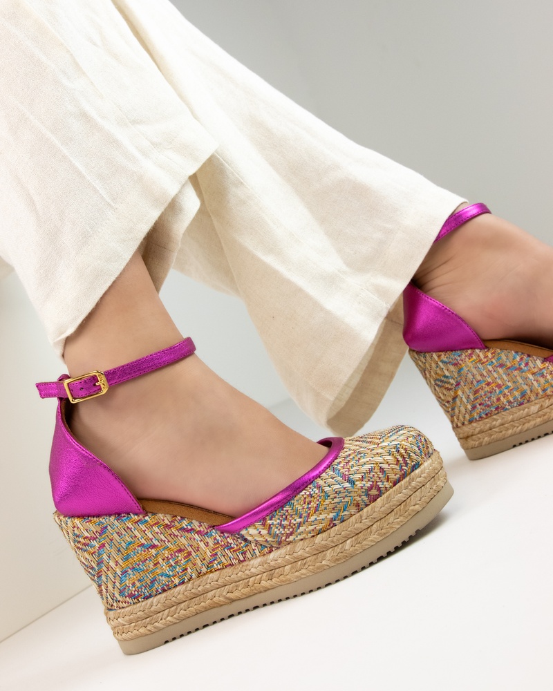 Unisa Cameo Pumps  - multi