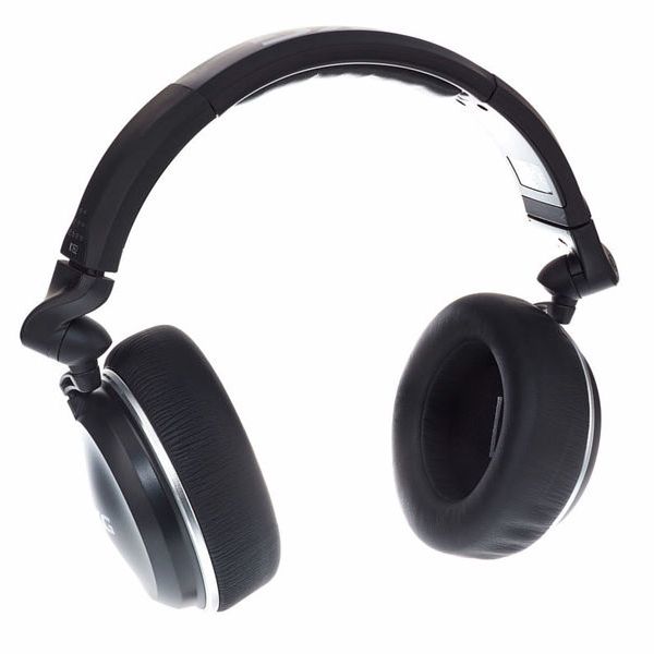 AKG K-182