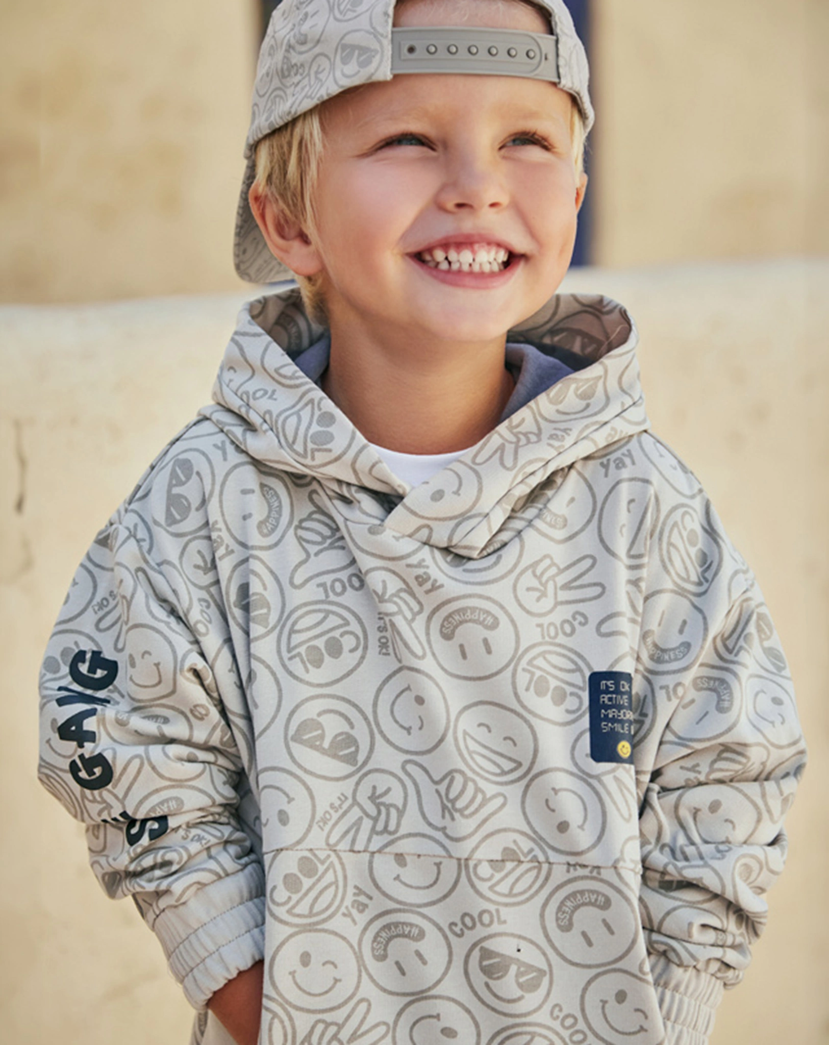 Kapuzensweatshirt COOL in dust