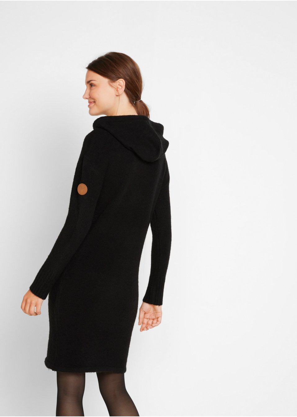 Robe en maille à capuche
