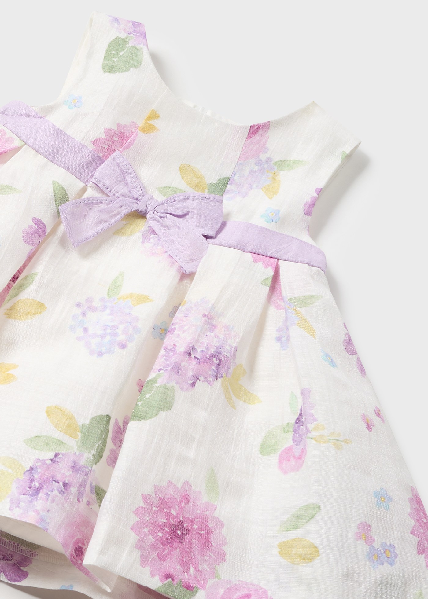 Vestido floral de linho europeu Lullaby para recém-nascidos