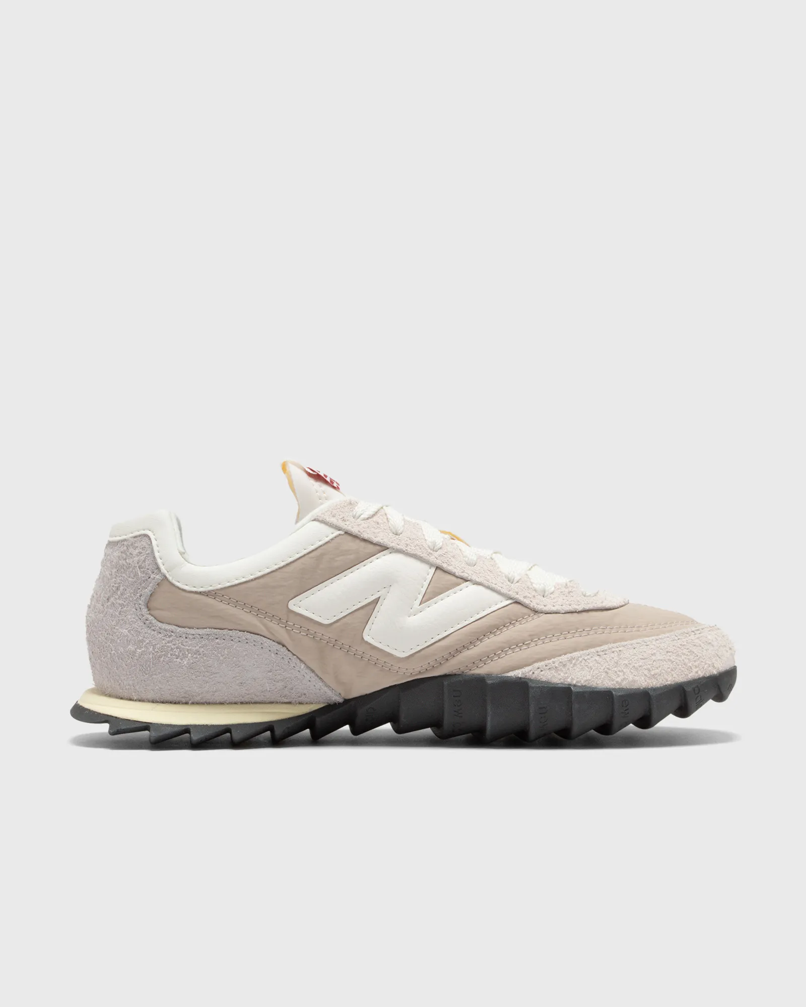 New Balance URC30V1