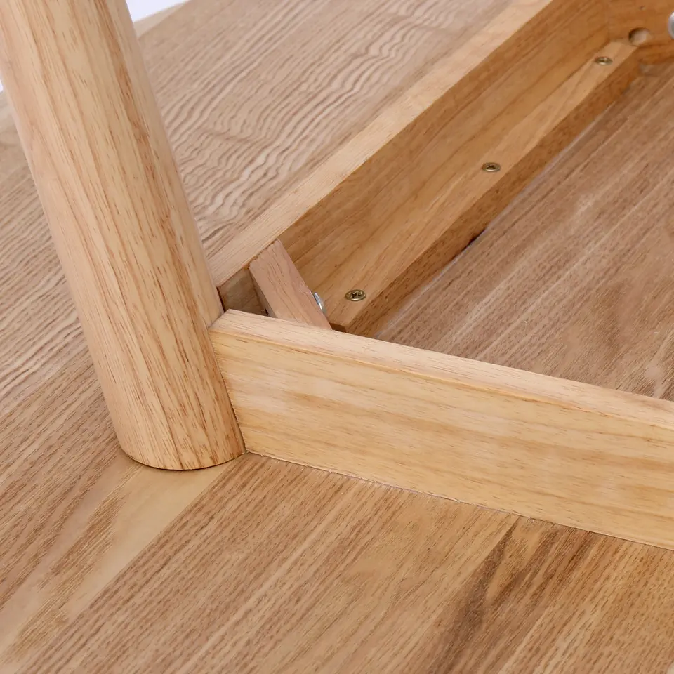 Eettafel voor 4 personen van massief grenen D90