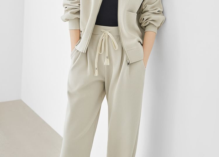 Jeonseon - Set: Jas met rits + Joggingbroek met hoge taille en wijde pijpen