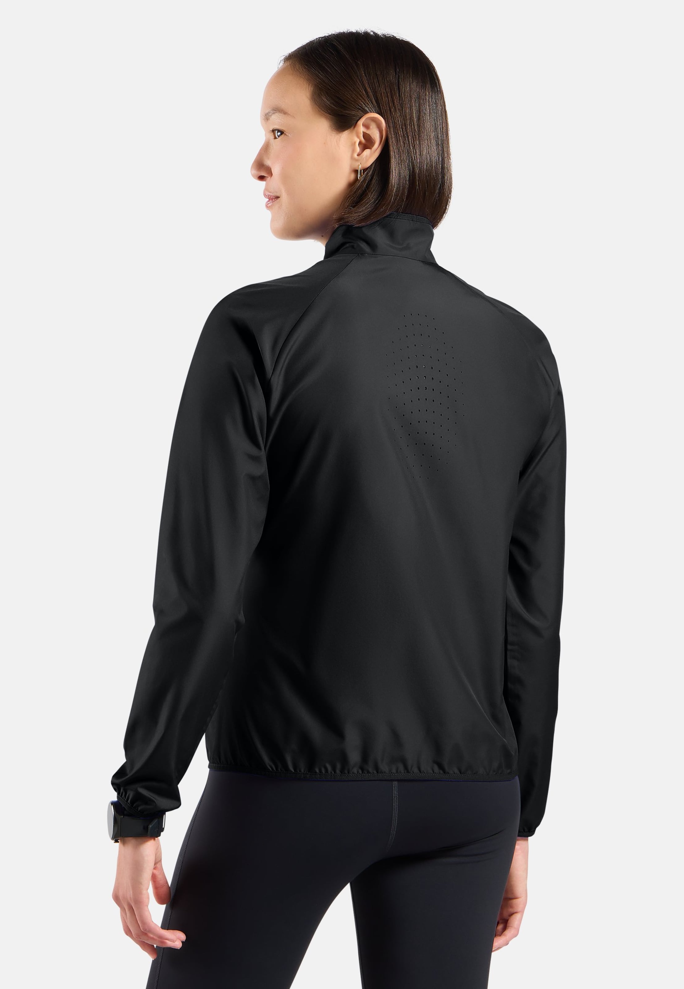 Essentials Light Laufjacke in black