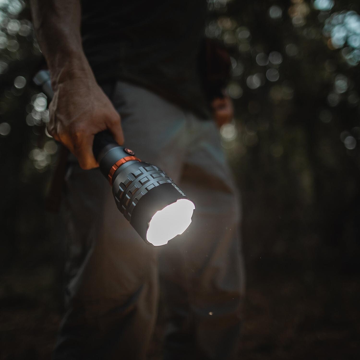 Nebo Davinci 18000 Rechargeable Flashlight