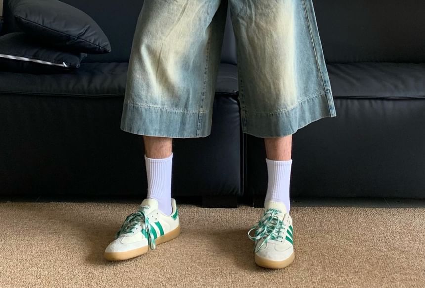 Double White - Laag uitgesneden denim shorts met wassing