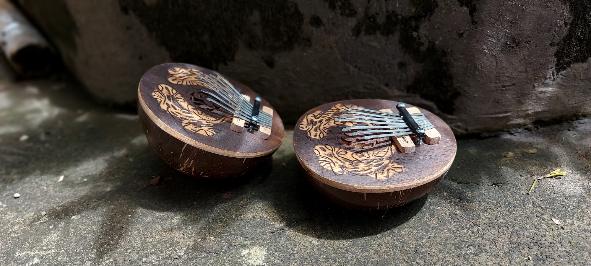 Kalimba aus Kokosnuss & Bambus, klein, Ø 13 cm günstig bestellen