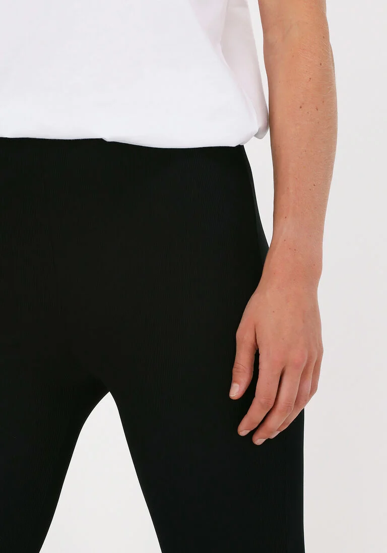 CATWALK JUNKIE zwarte catwalk junkie flared broek tr party pants