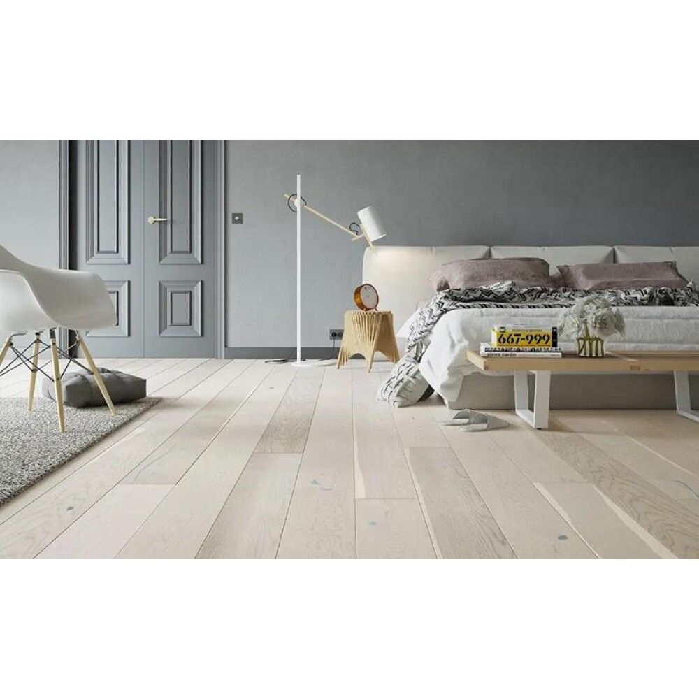 PARKETTGULV EIK NUBES 1-STAV 5G MATTLAKK BØRSTET 14X180X2200