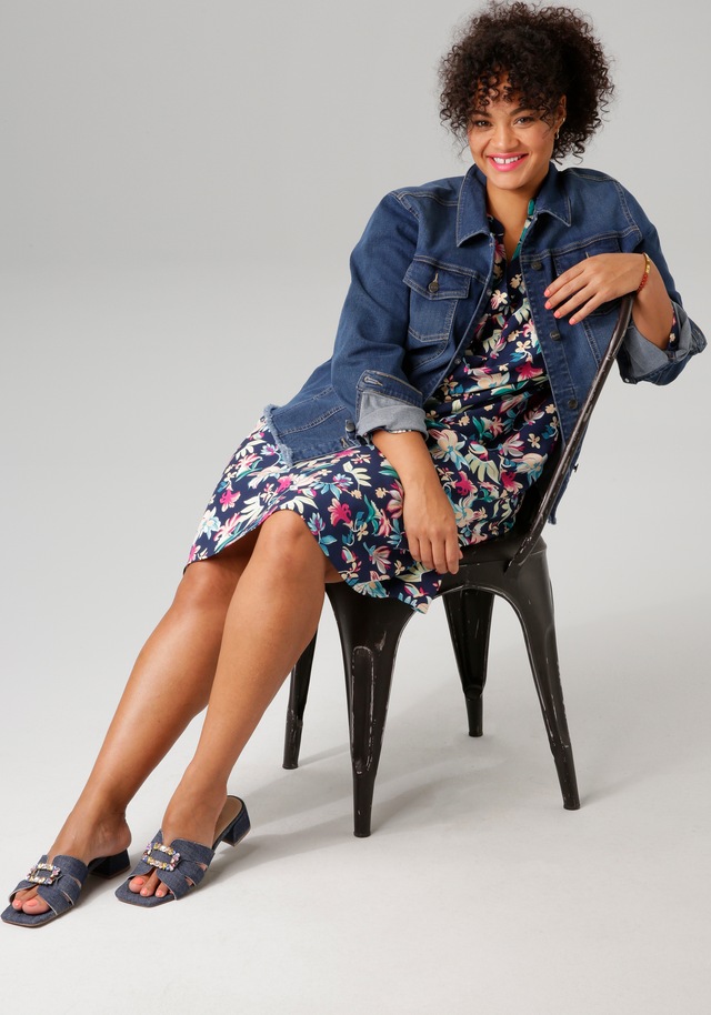 Aniston PLUS Jeansjacke mit ausgefranstem Saum
