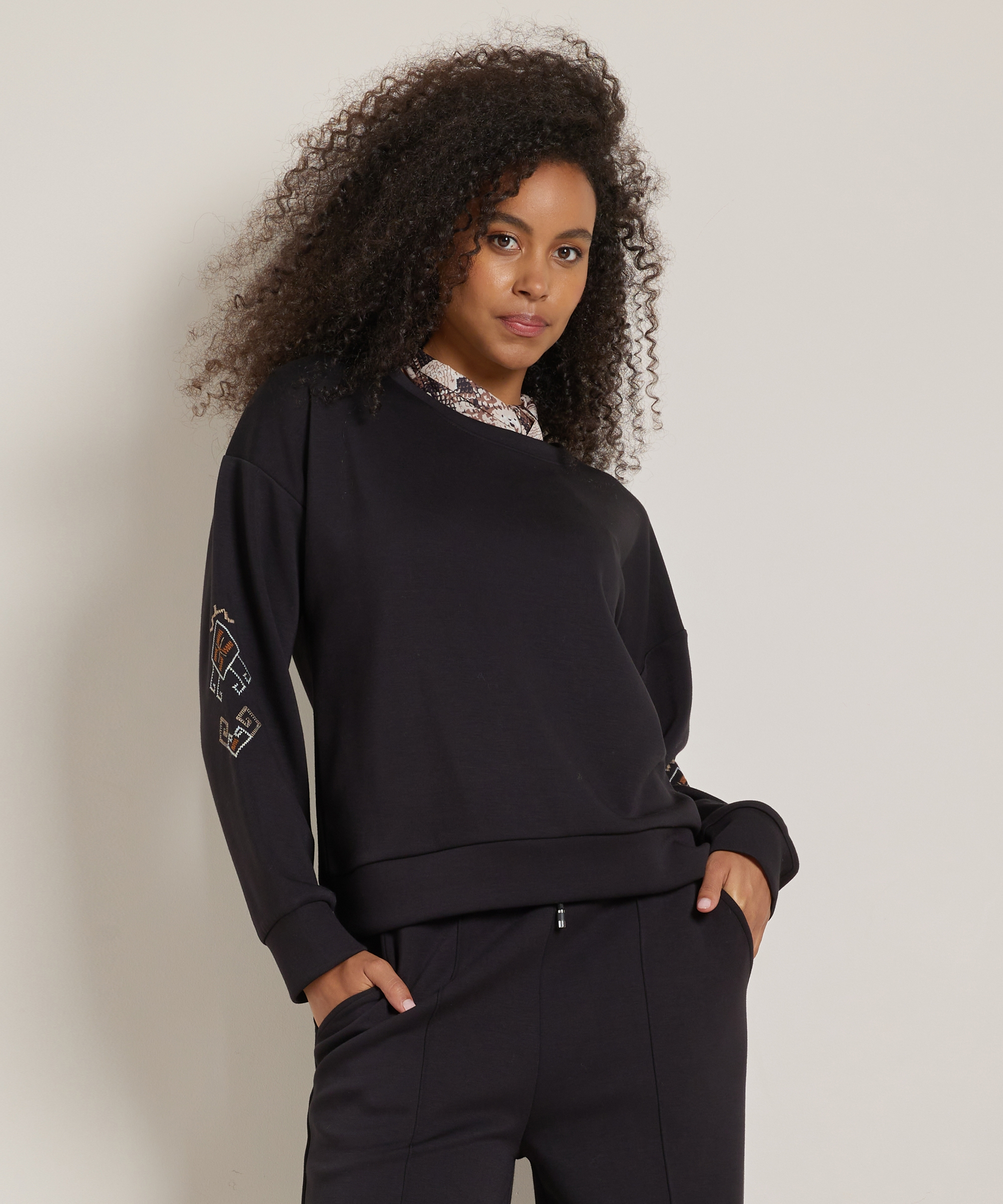 trui met embroidery extra zacht